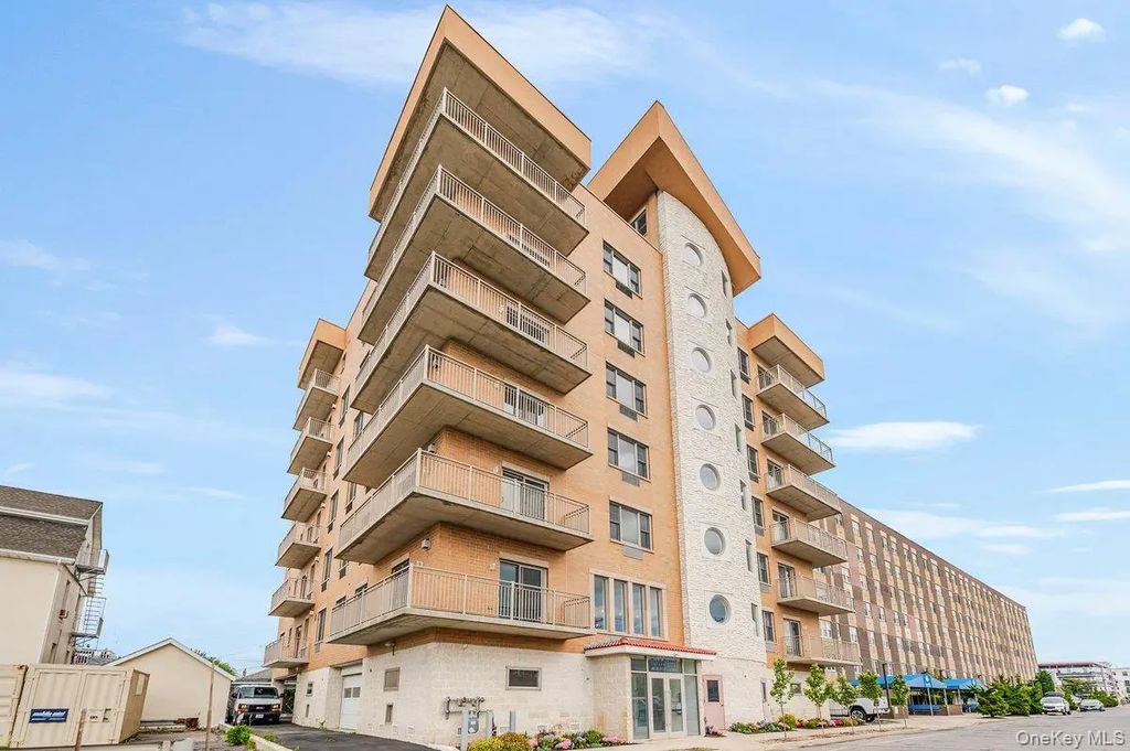 661 W Broadway # 404, Long Beach