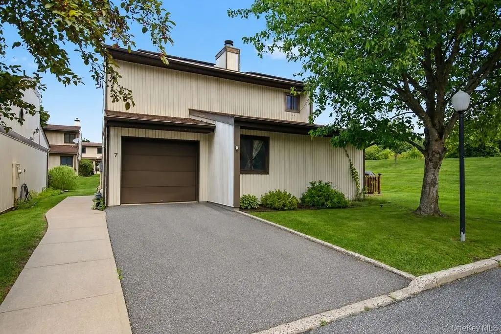 7 Allan Park Mews, Middletown