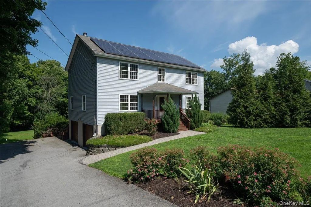 70 Orchard Crest Drive, Westtown