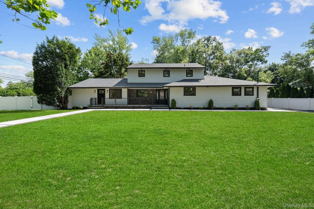 1 Greg Lane, East Northport
