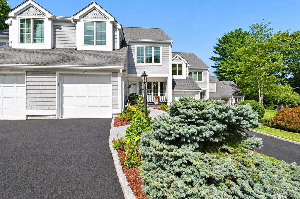 37 Clarewood Drive, Hastings-on-Hudson