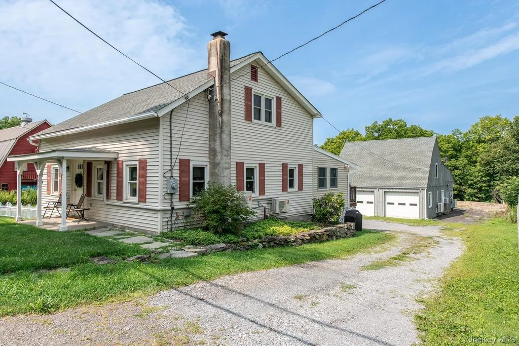 5915-5917 Rt-82, Stanfordville