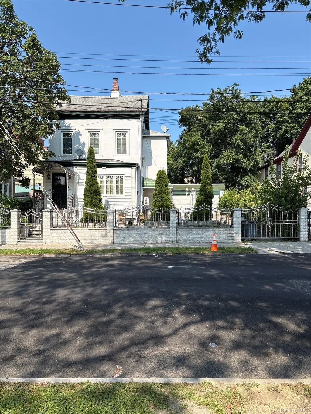 205 S 6th Avenue, Mount Vernon