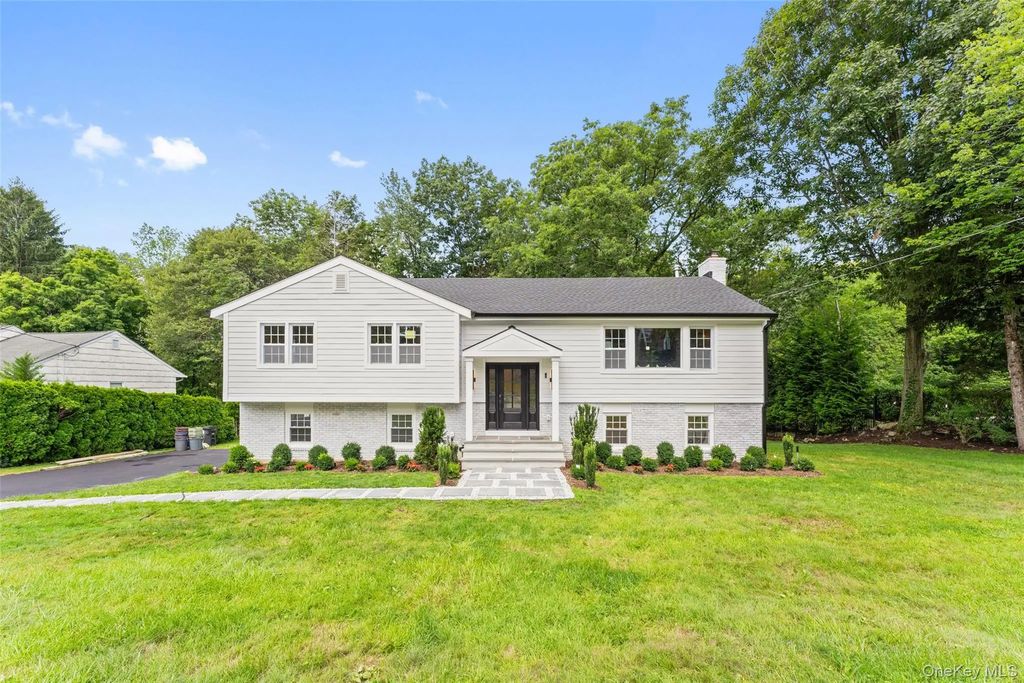 121 Duxbury Road, Purchase