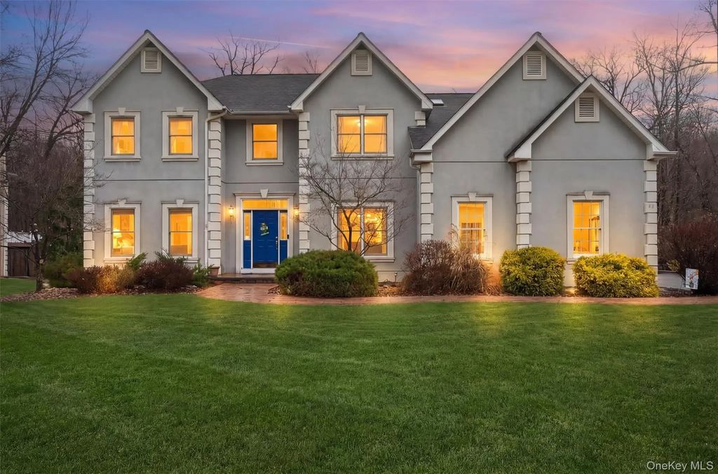 43 Greenwich Avenue, Central Valley