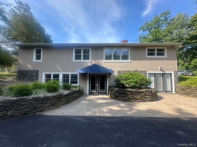 2421 Route 52, Hopewell Junction