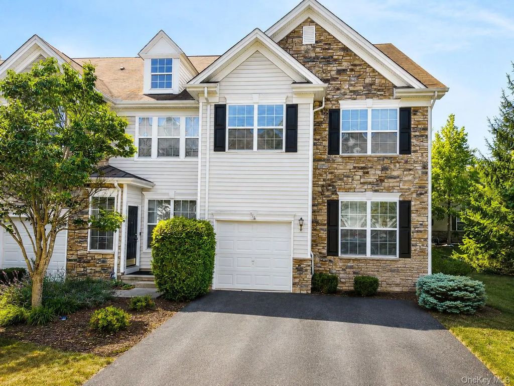 116 Barr Lane, Monroe