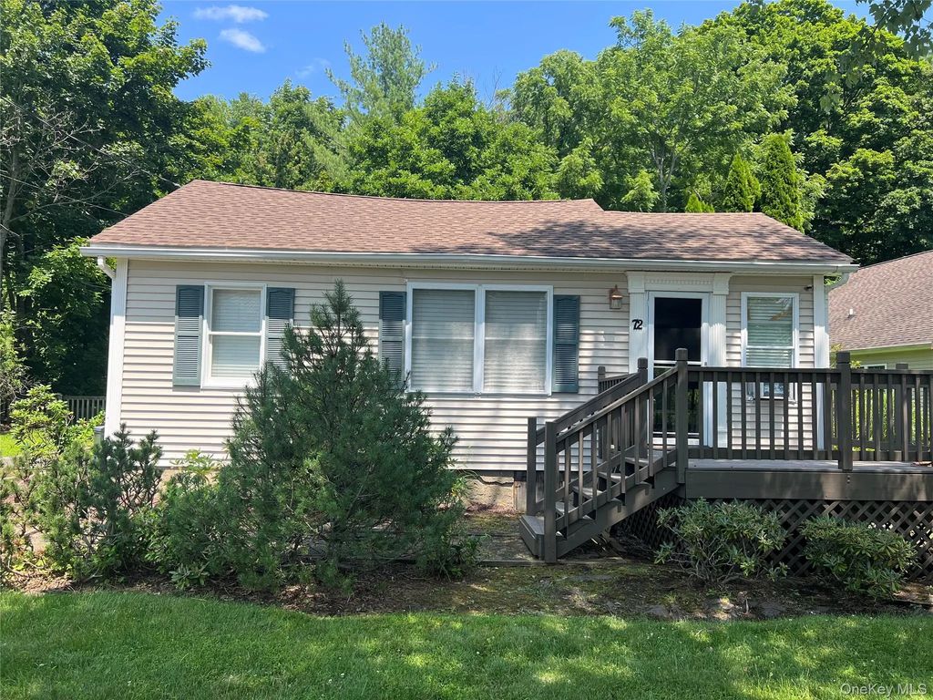 72 Vails Lake Shore Drive, Brewster