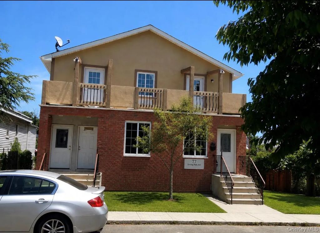 1535 153rd Place, Whitestone