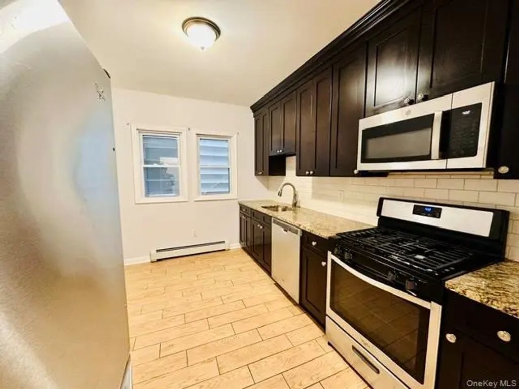 165/167 E Main Street # 2b, Mount Kisco