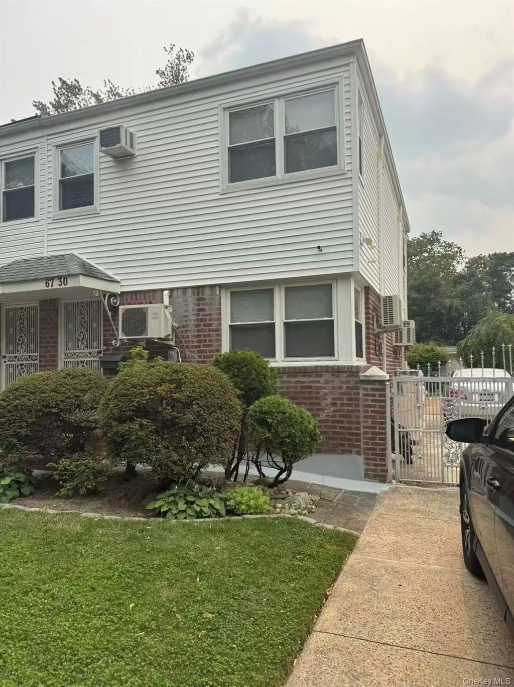6730 215th Street, Oakland Gardens