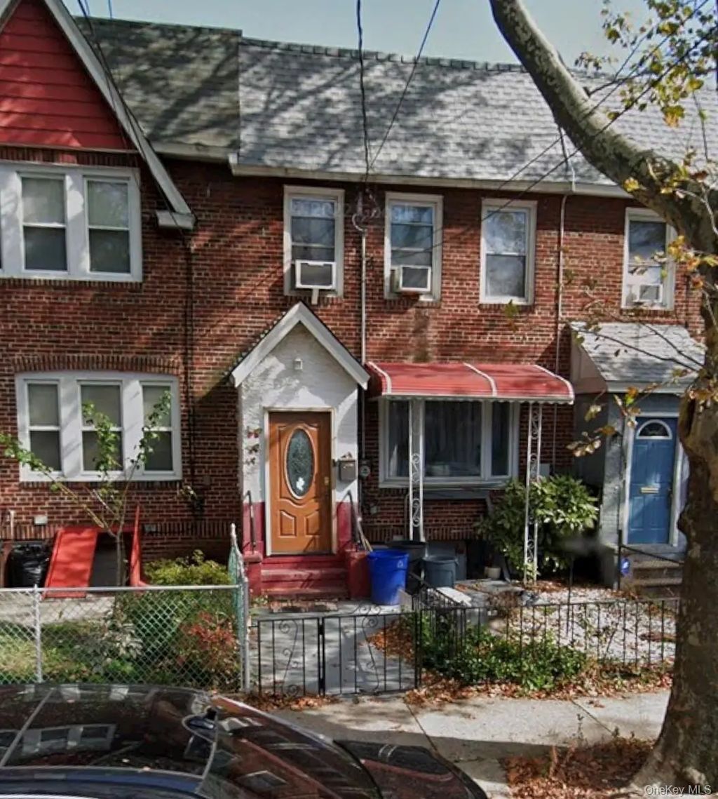 11315 205th Street, Saint Albans