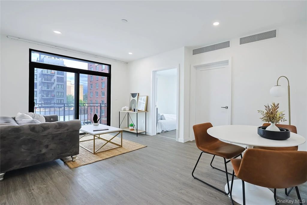 43-30 52nd Street # 3b, Woodside