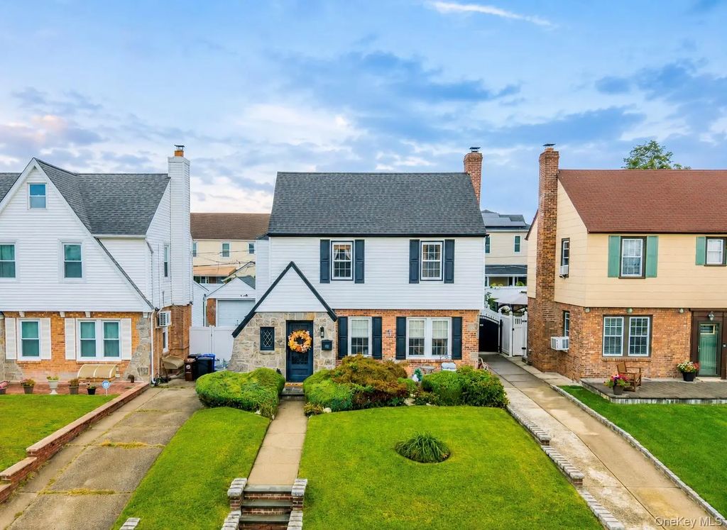 166-31 24th Road, Whitestone