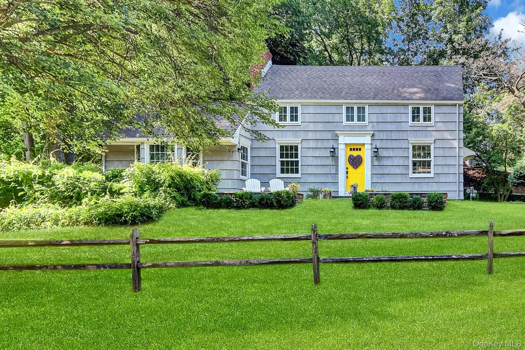 2 Dogwood Drive, Stony Brook