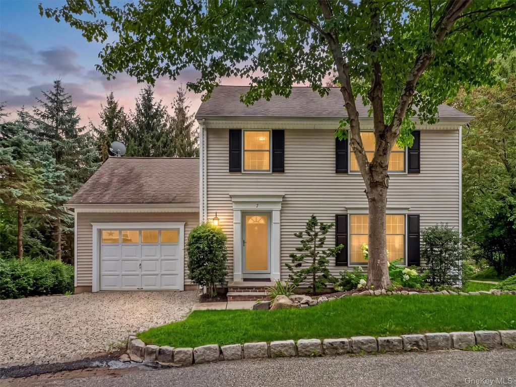 7 East Place, Tuxedo Park