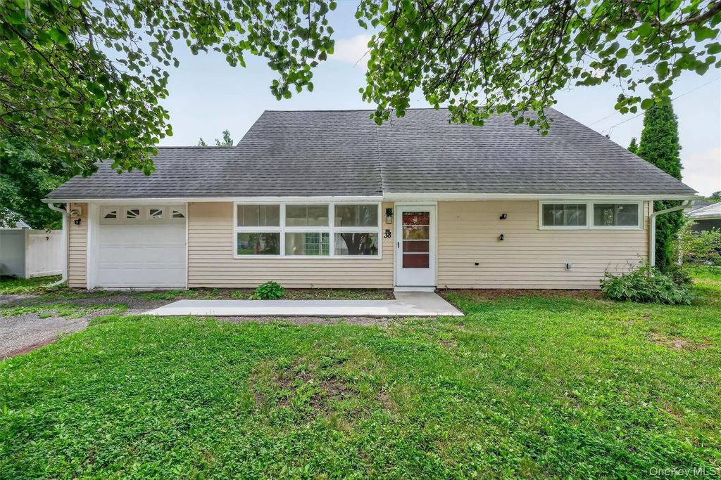 38 Indian Springs Lane, Kingston