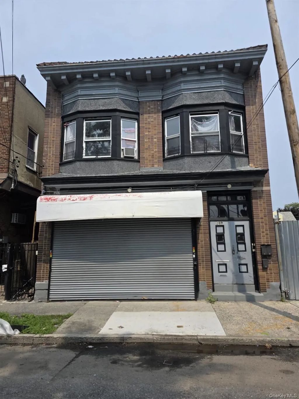 209 W 3rd Street, Mount Vernon