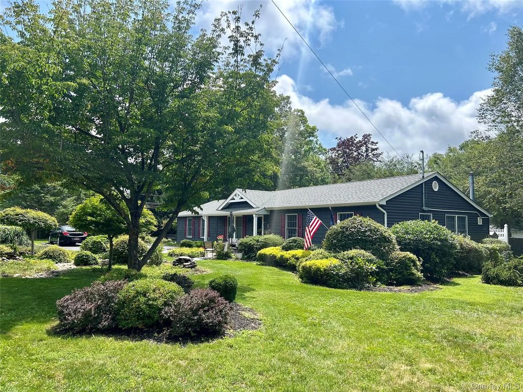54 Madeline Road, Ridge