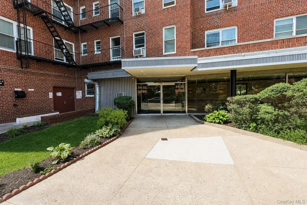 84-50 169th Street # 319, Jamaica