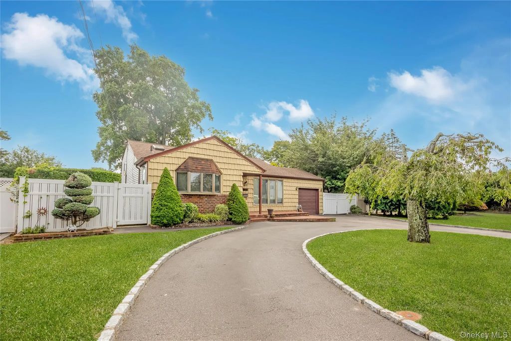19 Glenda Drive, Deer Park