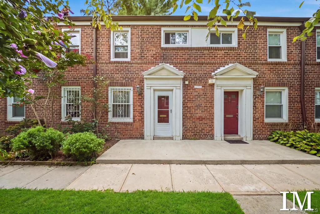 147-47 Charter Road # 22 B, Briarwood