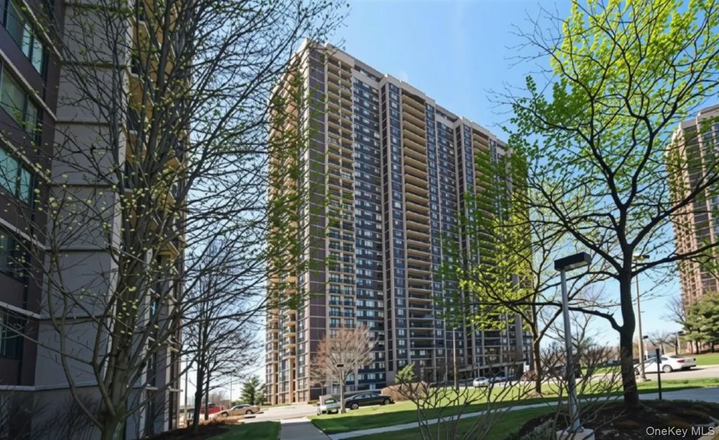 27010 Grand Central Parkway # 4j, Floral Park