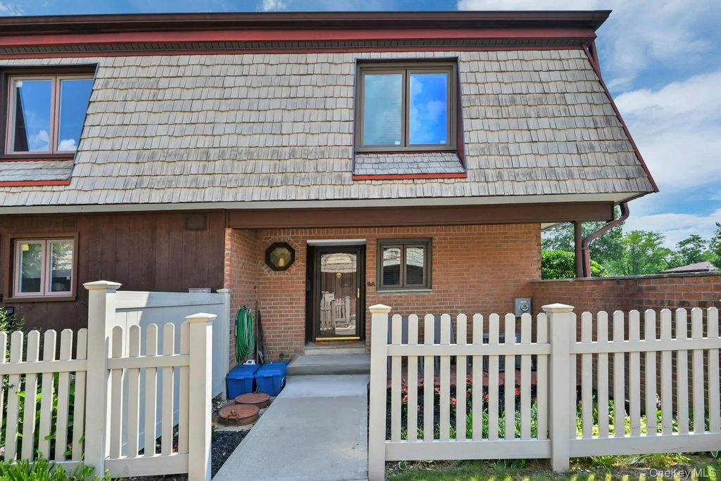 9 Heritage Drive # A, New City