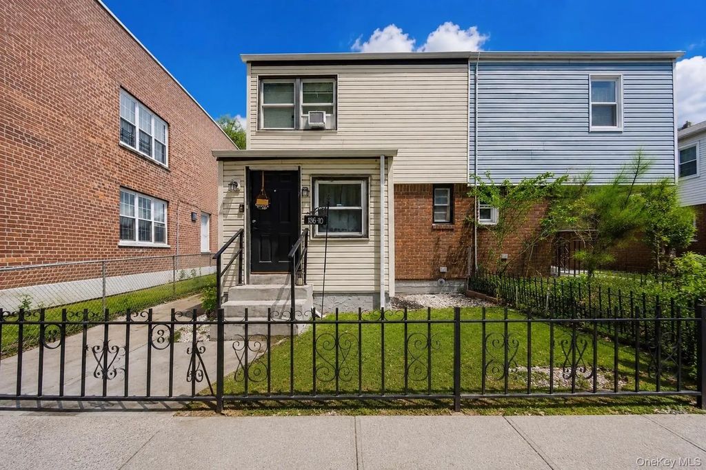 136-10 222nd Street, Laurelton