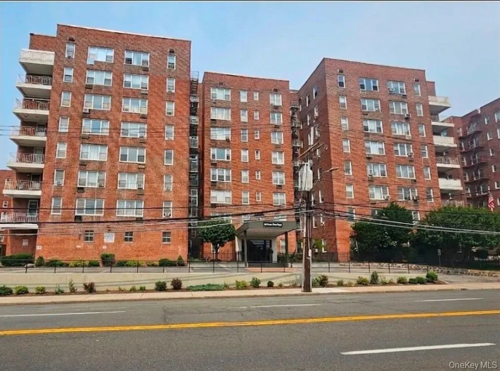 355 Bronx River Road # 3e, Yonkers