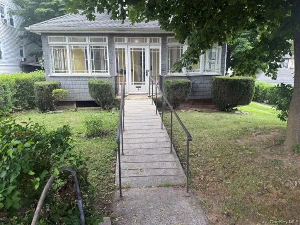 10 Catskill Avenue, Yonkers