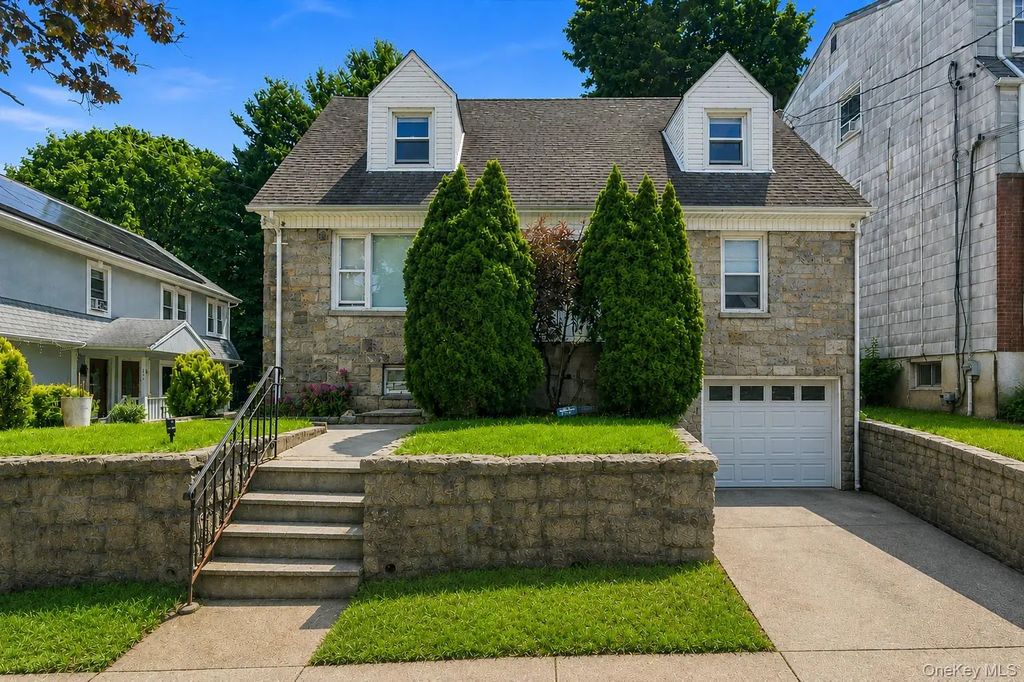 114 Greenvale Avenue, Yonkers