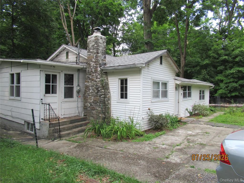 5 Point O Pine, Monroe