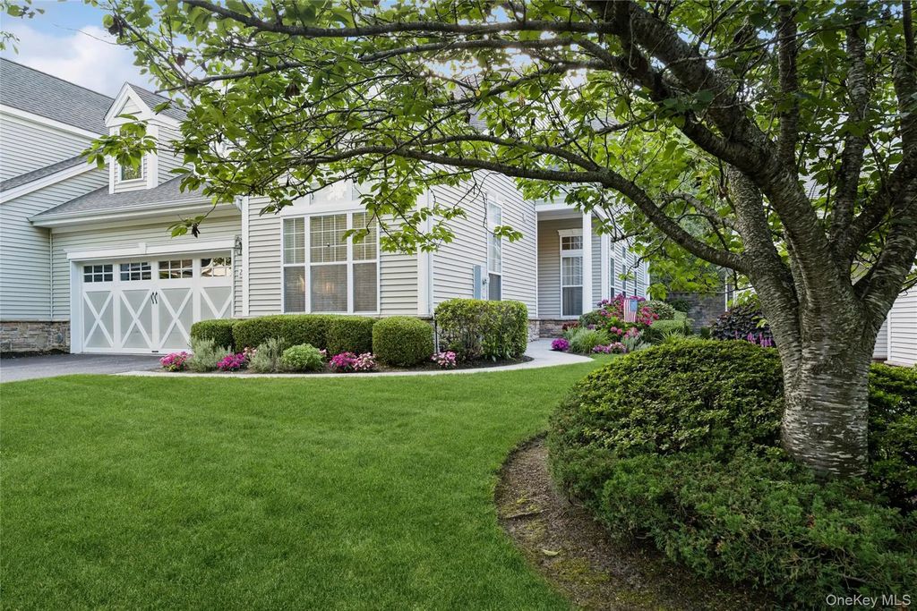 228 Sonata Court, Eastport