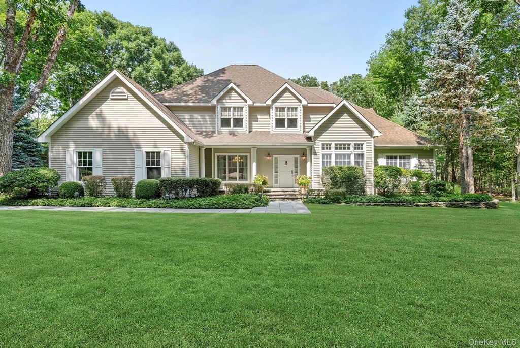 16 Barclay Drive, Sag Harbor