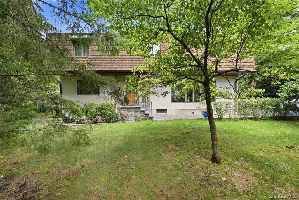 15 Woodcrest Terrace, Amawalk