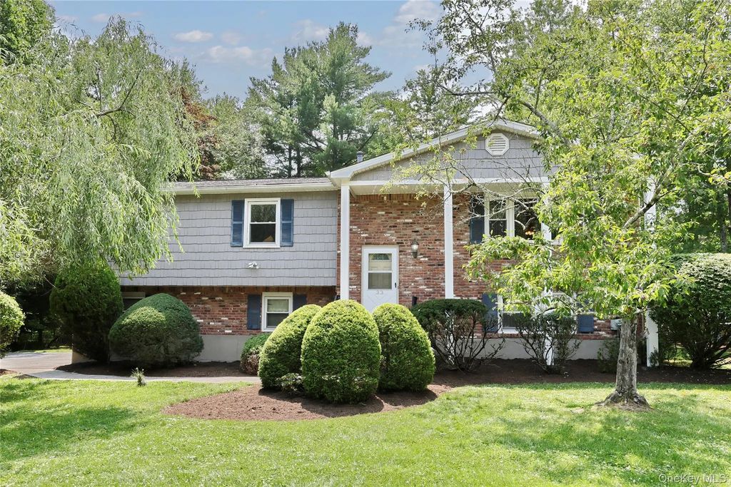 33 Tor View Avenue, New City