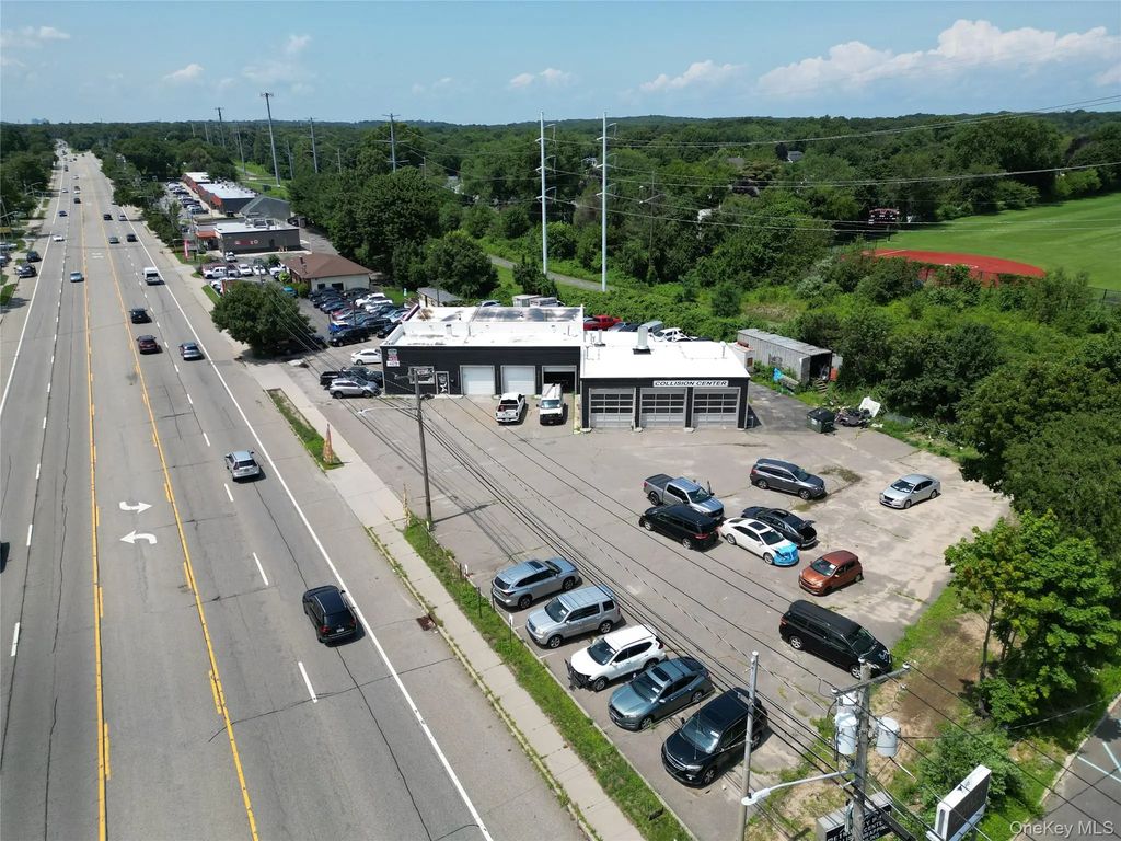 465 Route 25a, Mount Sinai