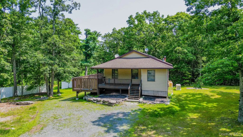27 Elbert Road, Wurtsboro
