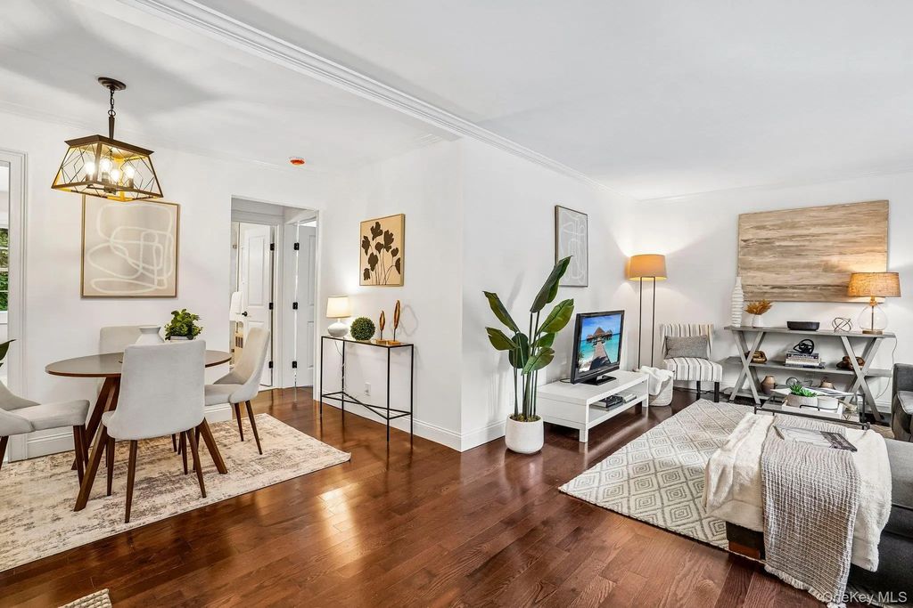 600 Bedford Road # 9, Pleasantville