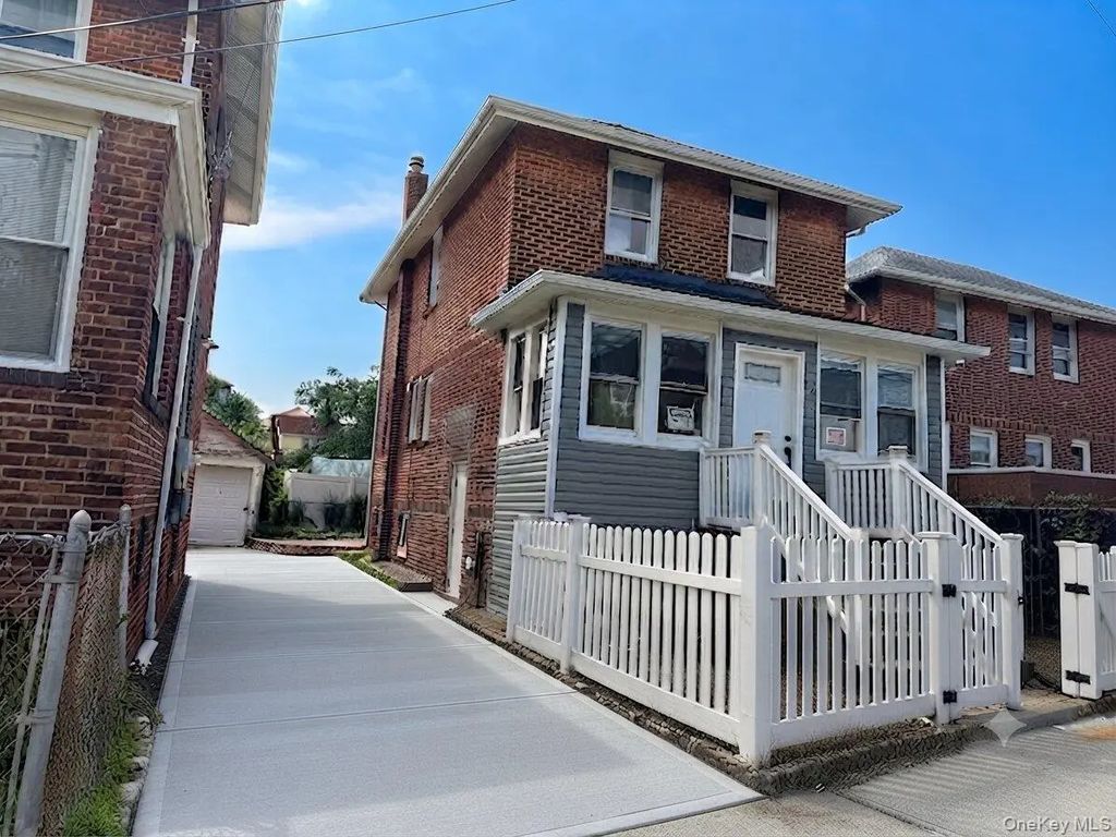 2431 Deerfield Road, Far Rockaway