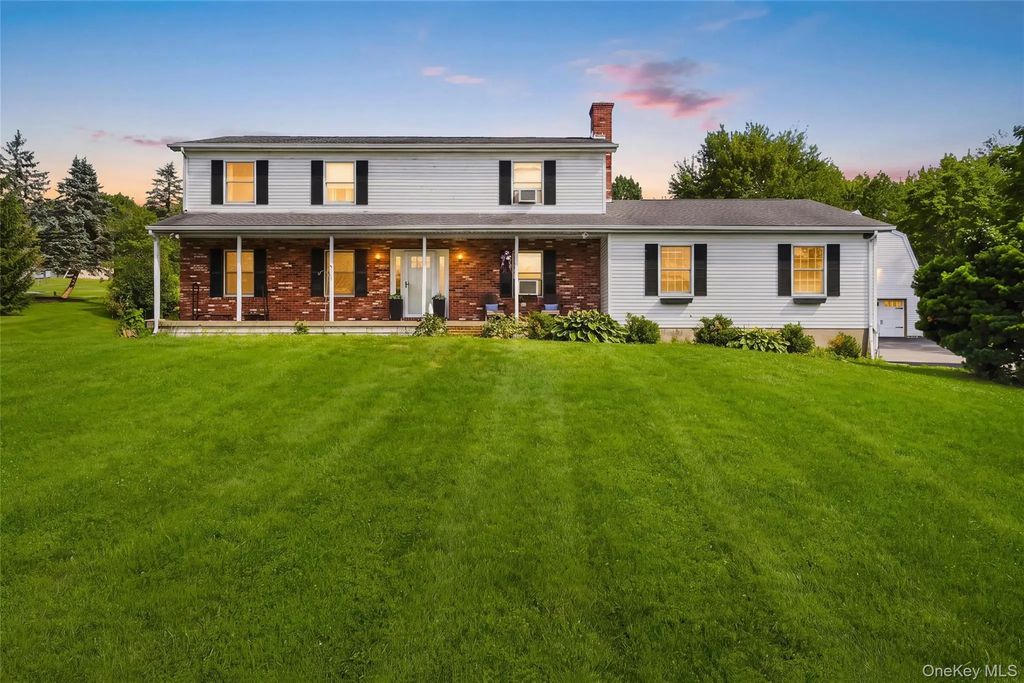 551 Hillside Lake Road, Wappingers Falls
