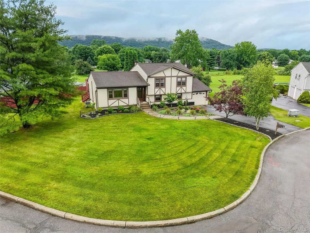 23 Buckingham Place, Washingtonville