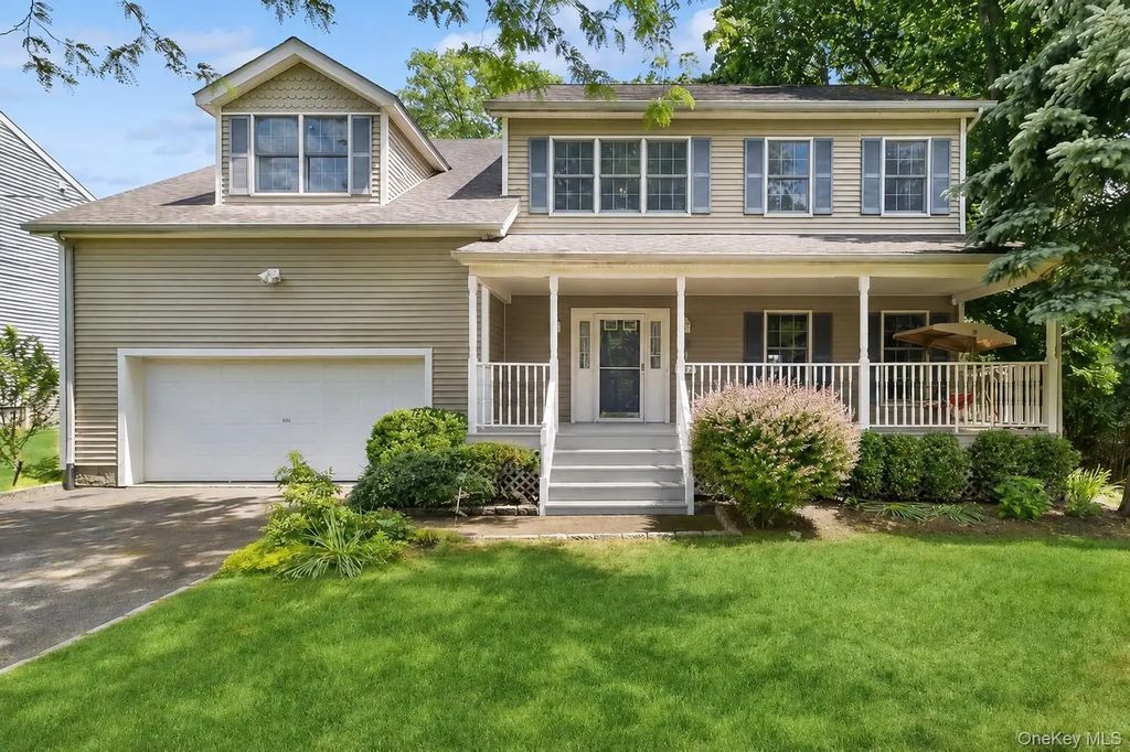 921 Shore Acres Drive, Mamaroneck