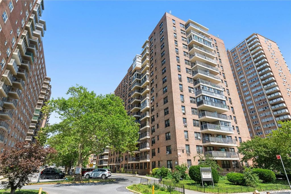 42-55 Colden Street # 15j, Flushing