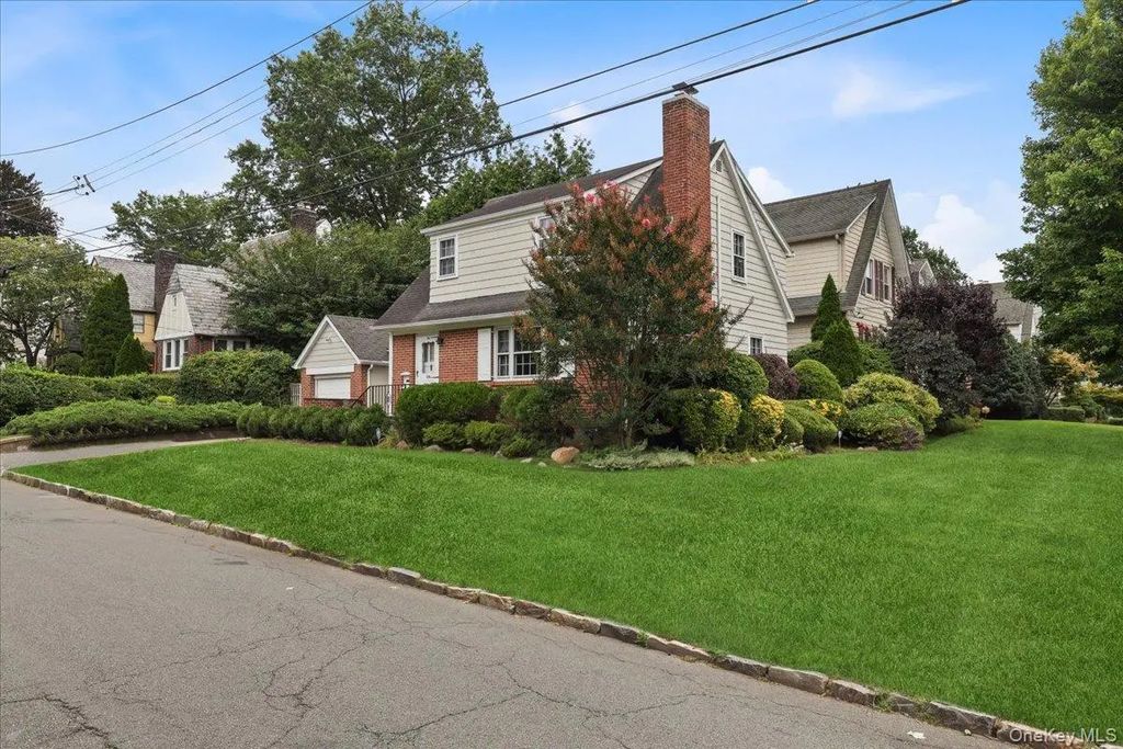 128 Bell Road, Scarsdale