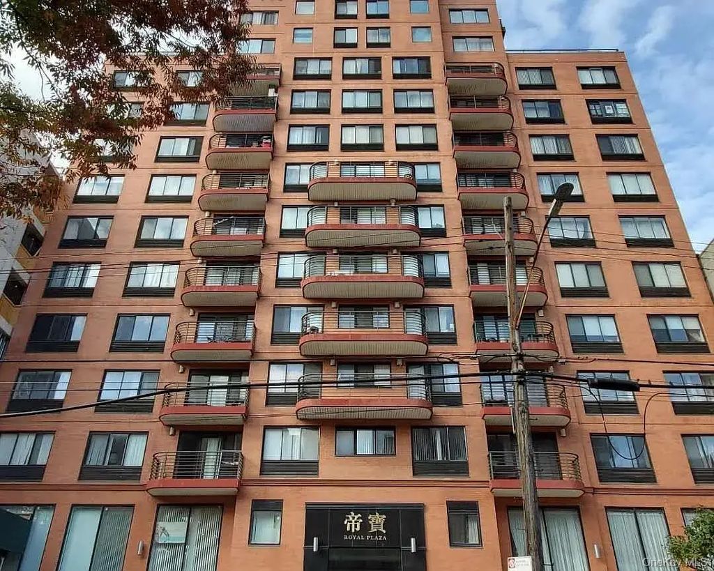 13235 41st Road # 12a, Flushing