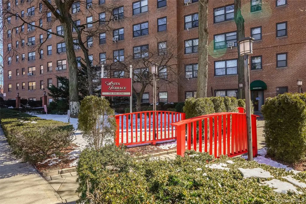99-60 63rd Road # 7h, Rego Park