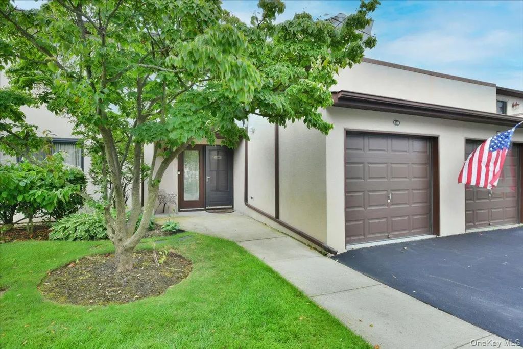 1 Anchorage Way # 1108, Freeport