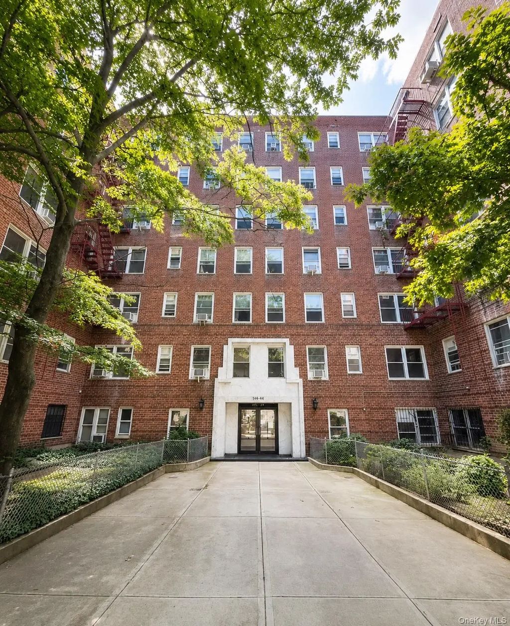 144-44 41st Avenue # 5j, Flushing
